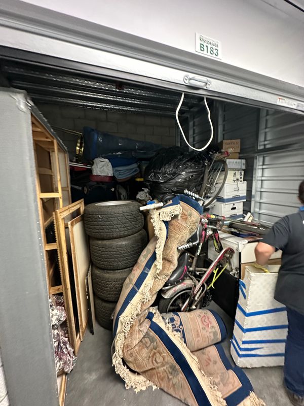 Effortless Space Revival: Top-Rated Junk Removal in Newhall, CA