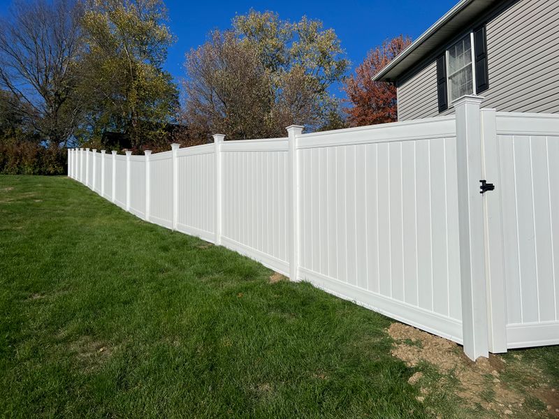 Transforming Spaces with Pristine Vinyl Fencing