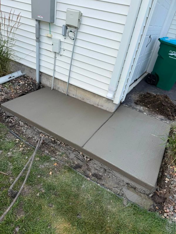 Concrete Patios & Aprons