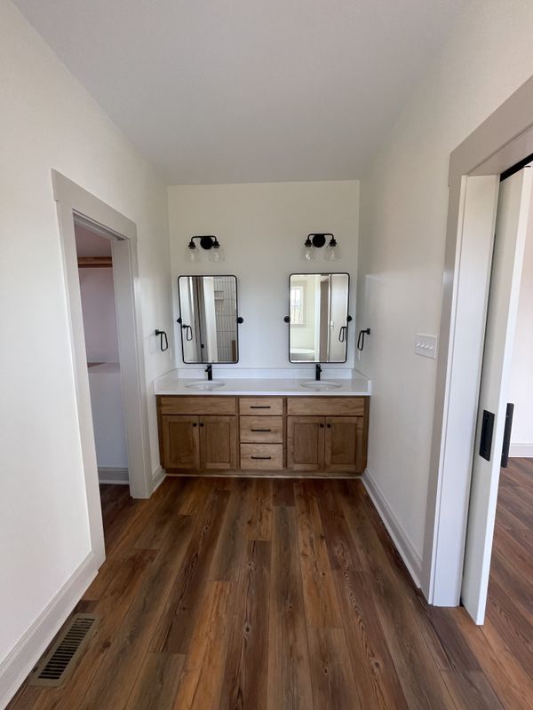 Farmhouse 1800 Sq Ft