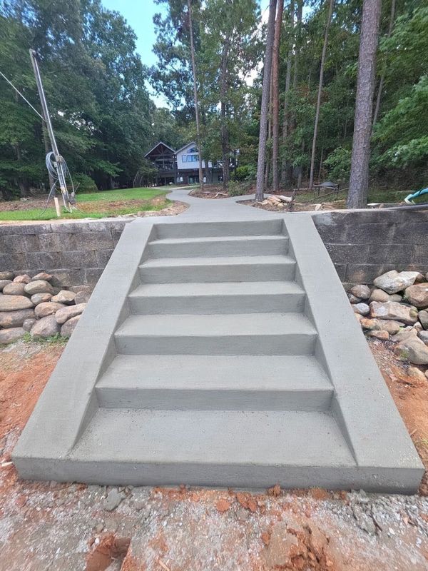 Retaining Walls & Patios