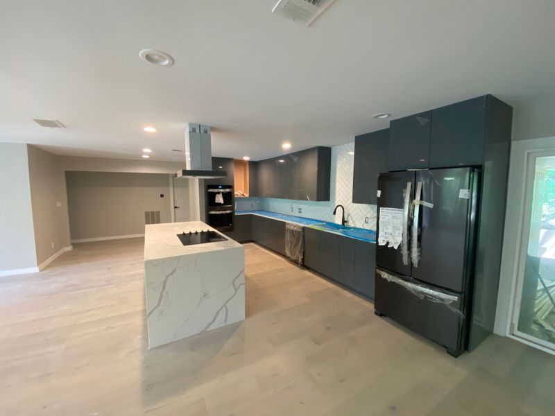Kitchen & Bathroom Remodeling