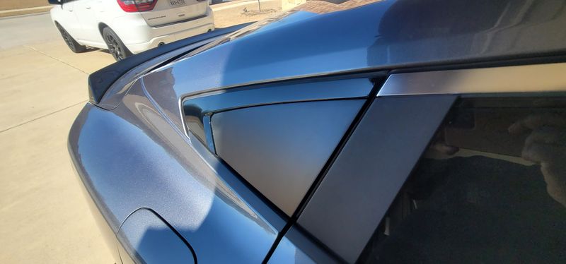 Full & Partial Vehicle Wrap