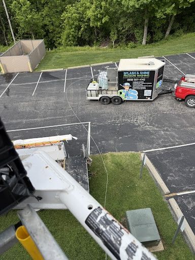 Commercial Pressure Washing