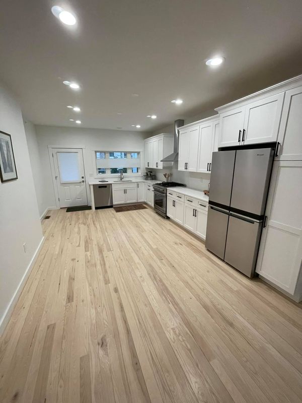 Kitchen and Cabinet Refinishing