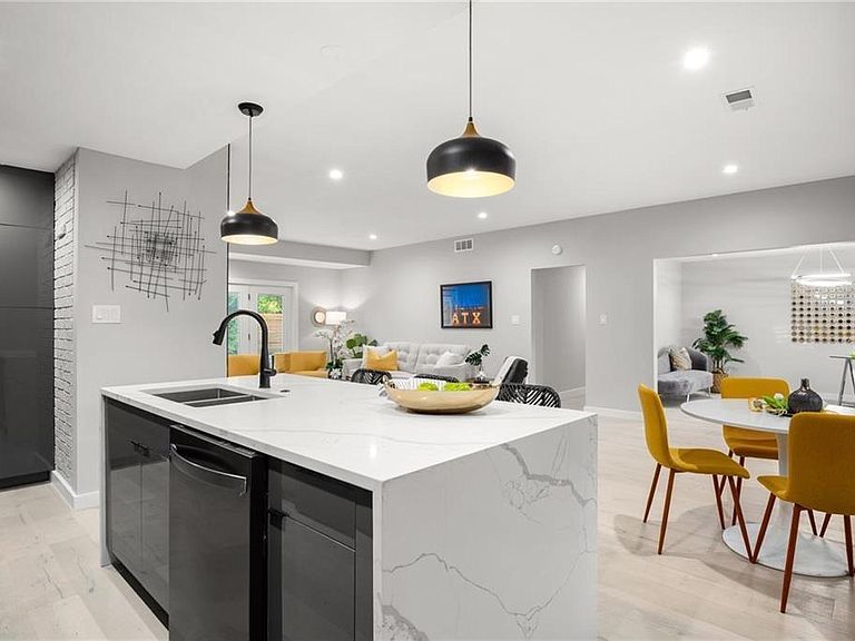 Kitchen & Bathroom Remodeling