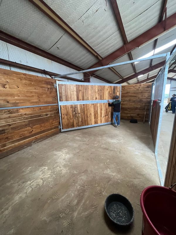 Custom Horse Barns
