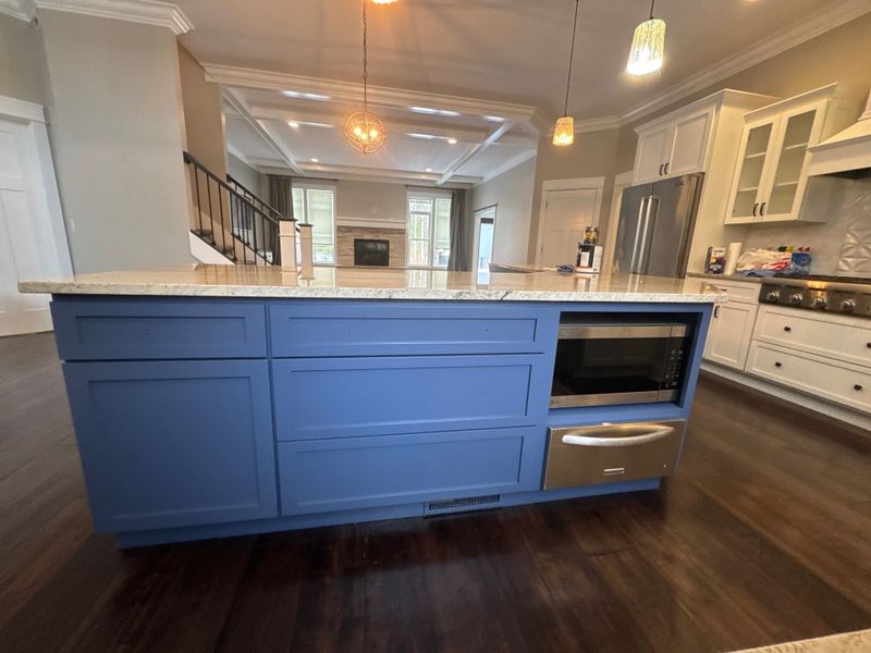 Kitchen and Cabinet Refinishing