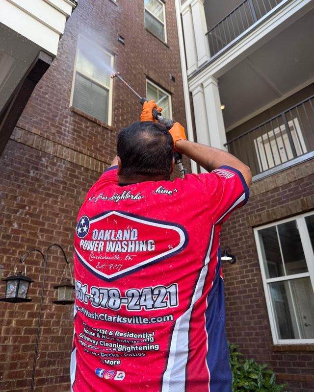 Store front exterior cleaning