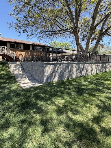 Precast Retaining Walls