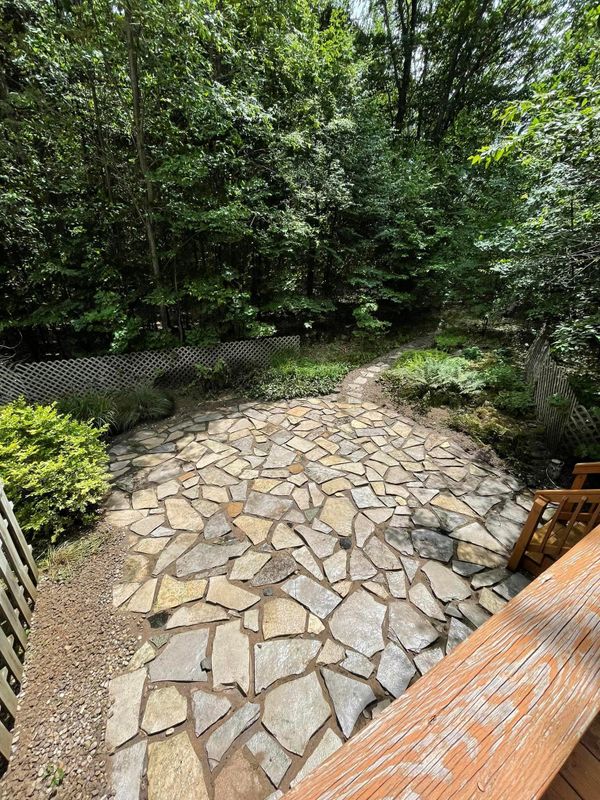Driveway & Sidewalk Cleaning