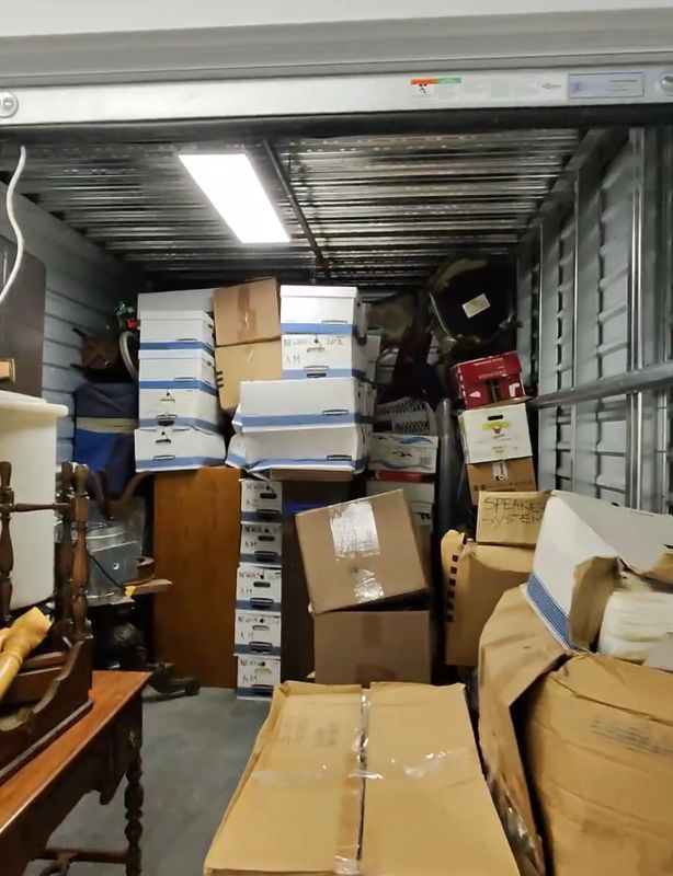 Decluttered Spaces: Santa Clarita's Trusted Junk Removal Service