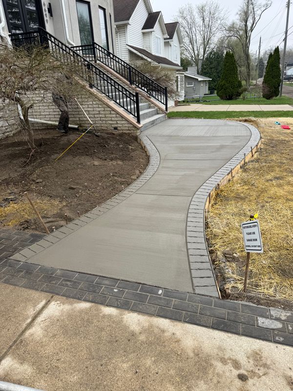 Concrete Sidewalk Installation