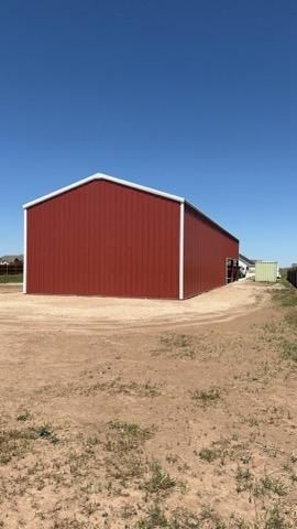 Metal buildings 