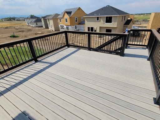 Decks & Pergolas