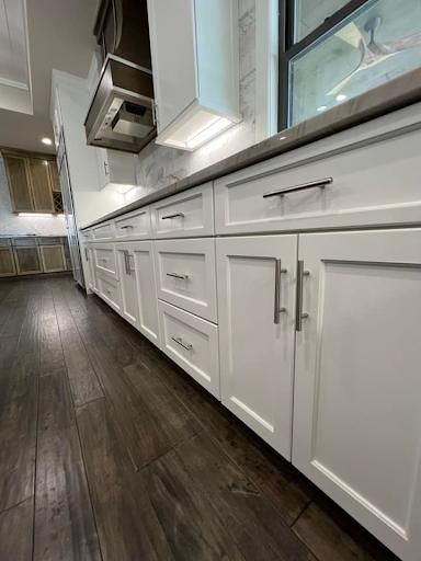 Kitchen and Cabinet Refinishing