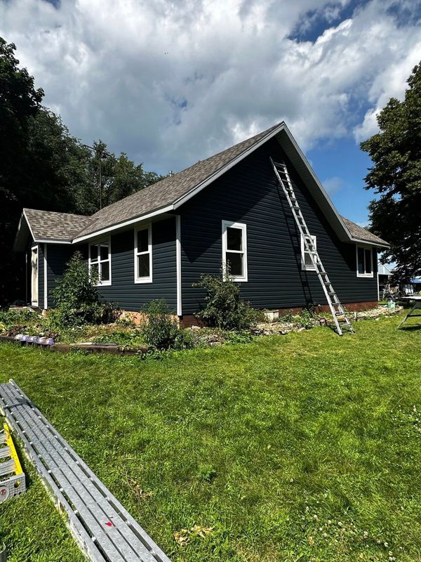 Siding Installation and Repair