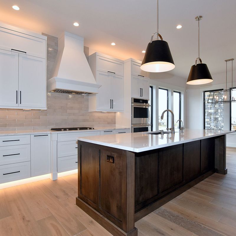 Kitchen and Cabinet Refinishing