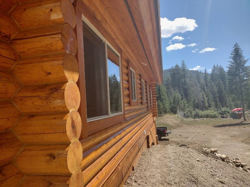Log Homes Refinishing