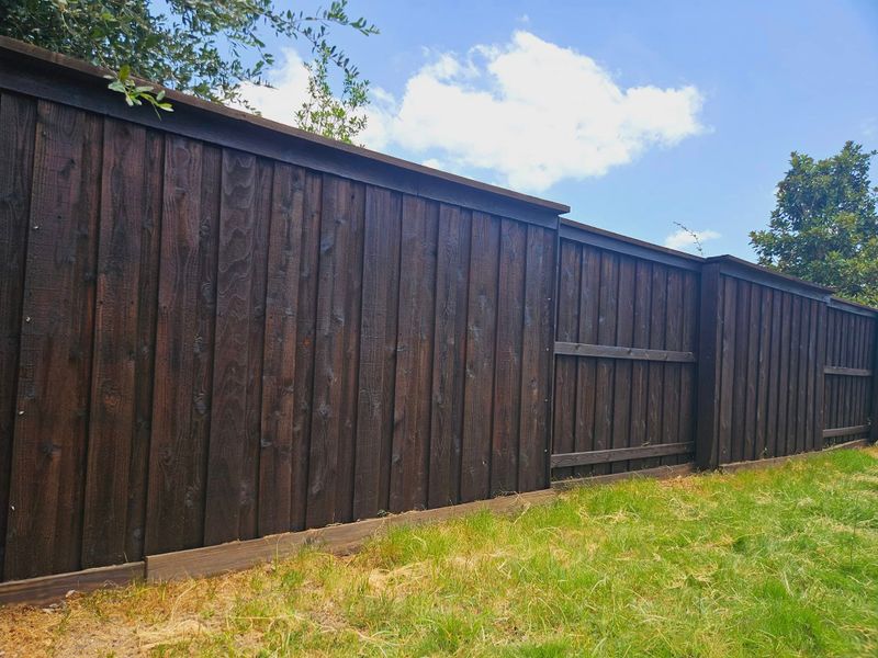 Fence Staining & Sealing