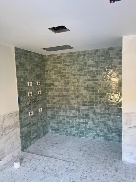 Bathroom Remodeling gallery