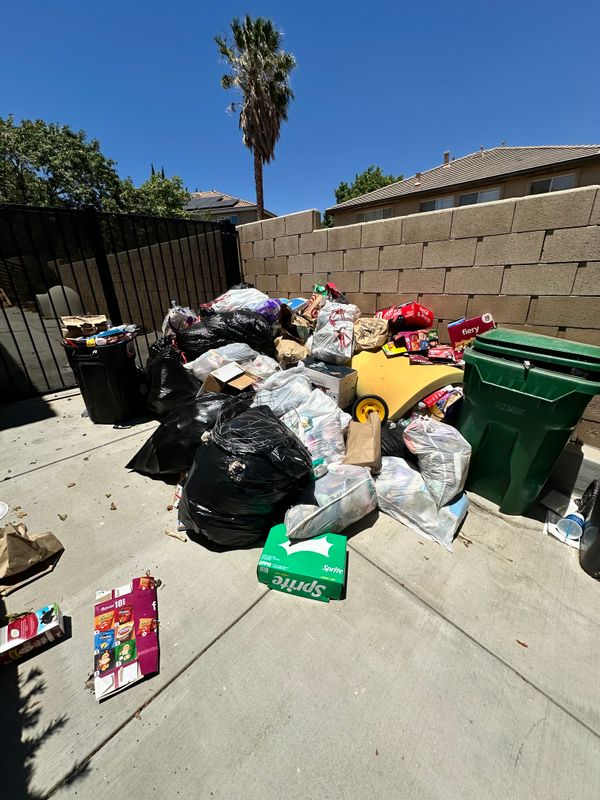 Trash removal Palmdale CA