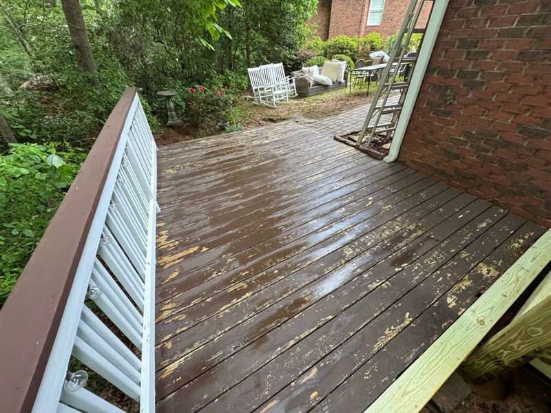Roof and Gutter Cleaning gallery