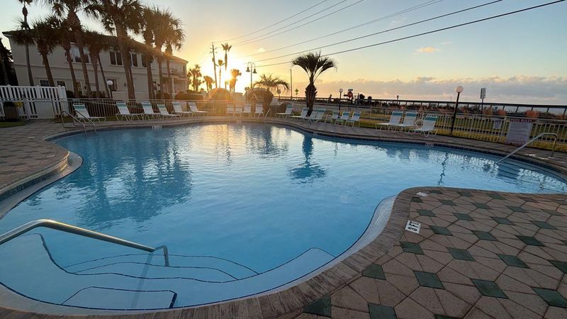 Pool Repairs 