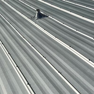Elevate Your Home's Curb Appeal with Ridgecap Roofing’s Swift and Professional Service
