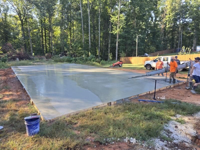 Seamless Concrete Slab Installation in the Heart of Nature