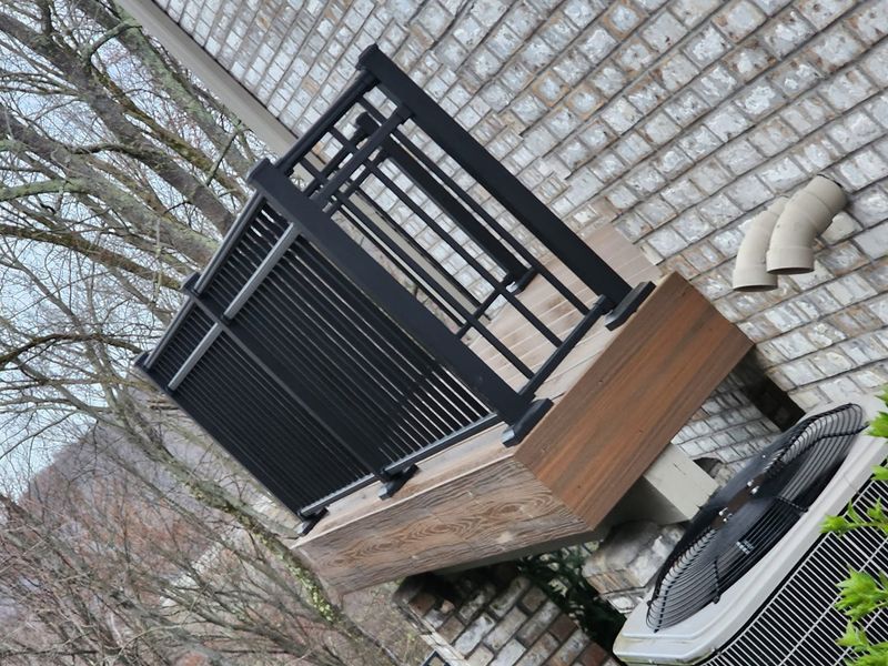 Deck & Patio Builder