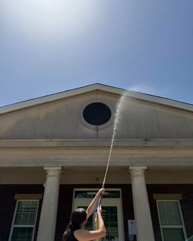 Commercial Pressure Washing