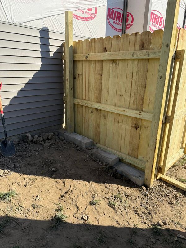 Fence Staining