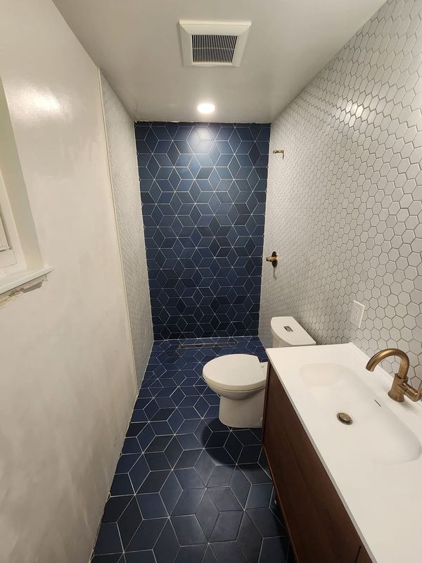 Bathroom Tiling gallery