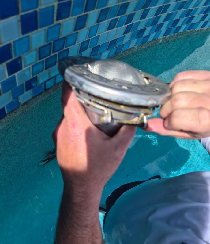 Pool Light Repair and Replacement