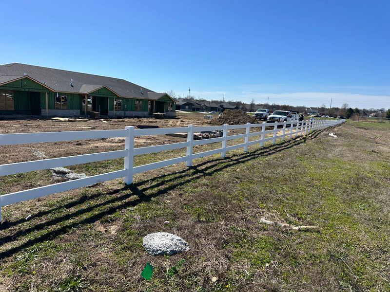 Enhanced Curb Appeal with Durable Vinyl Fencing in O'Fallon