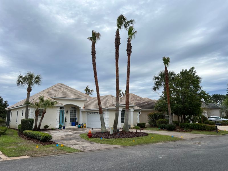 Bi-weekly lawn service/ Property Clean ups