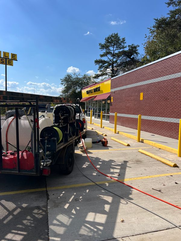 Commercial Pressure Washing