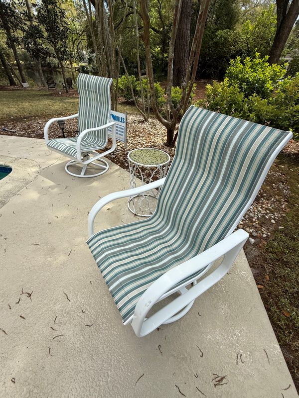 Outdoor Furniture Cleaning