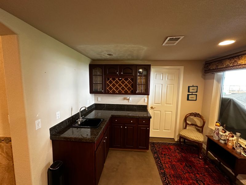 Drywall Installation, Repair, & Finishing
