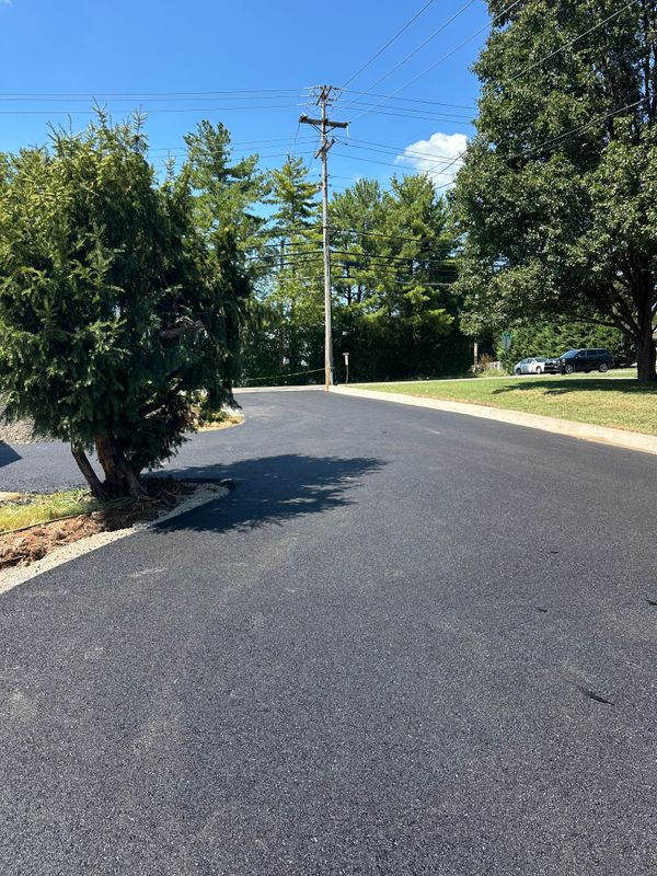 Asphalt Paving