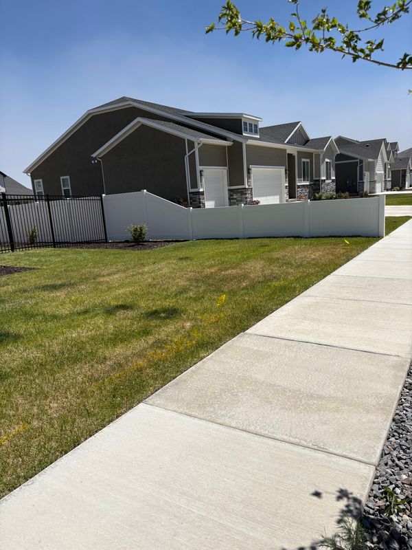 Vinyl Fencing