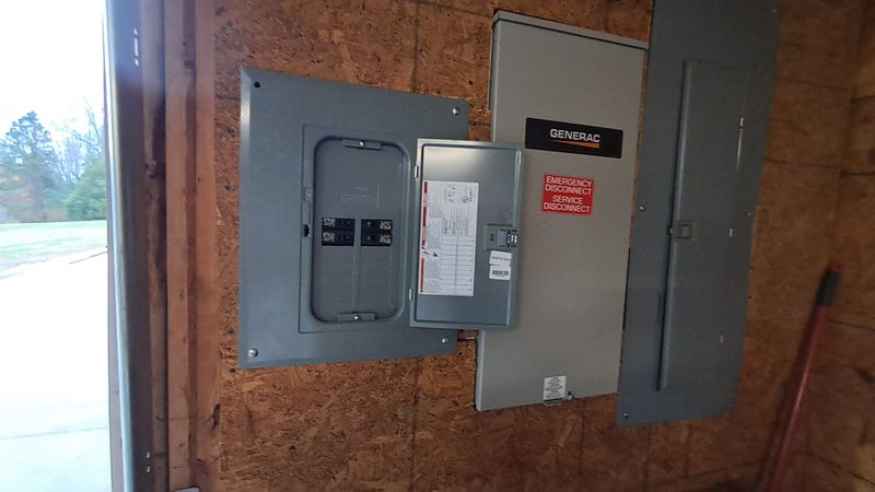 Tunnel's To Towers - ADA Compliant, Deck and Bath