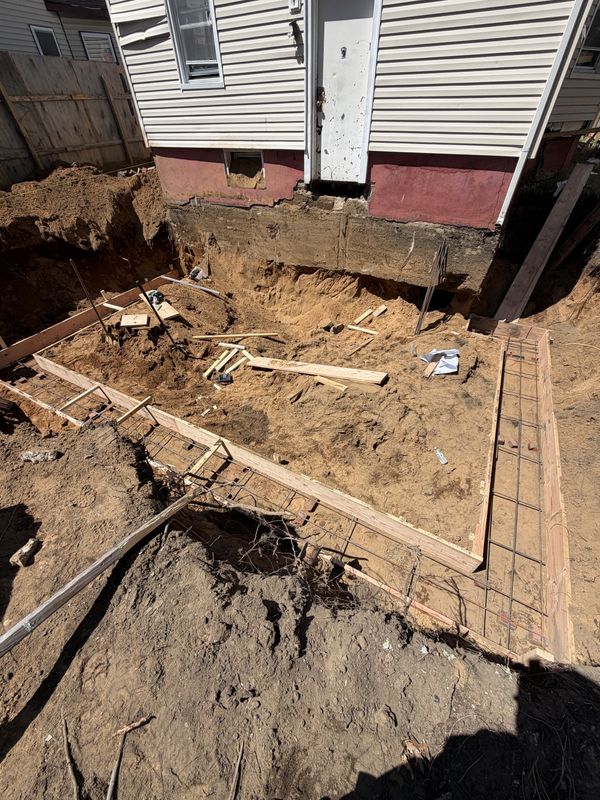 Base / Footing Foundation