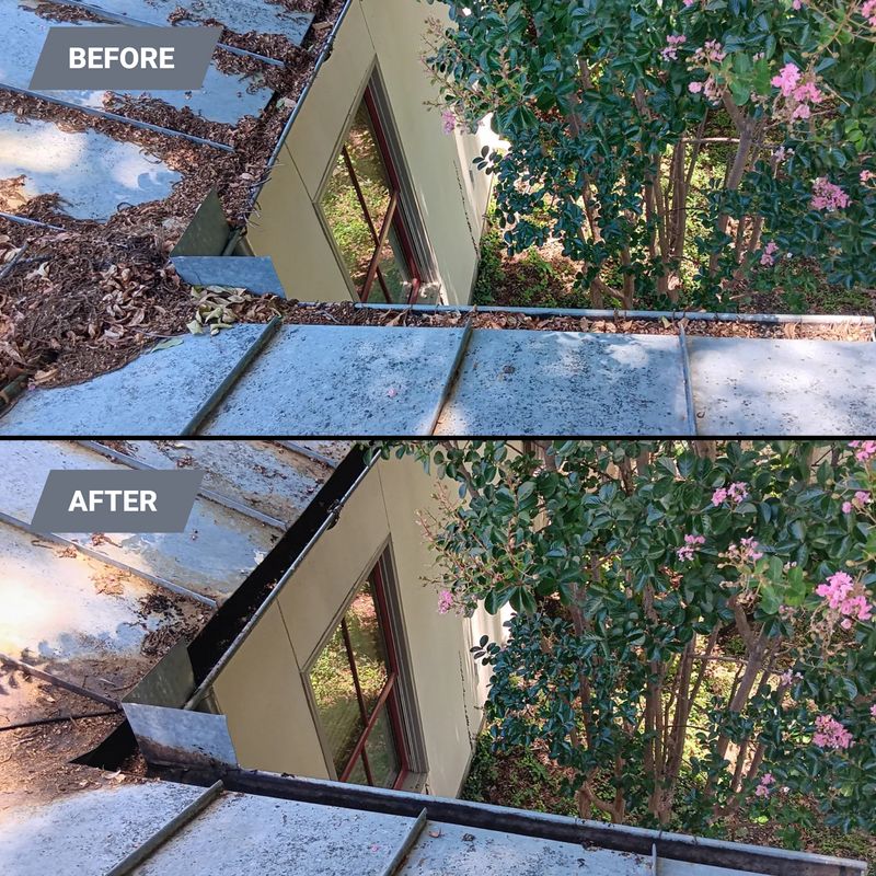 Gutter Cleaning gallery