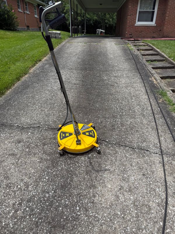 Driveway & Sidewalk Cleaning