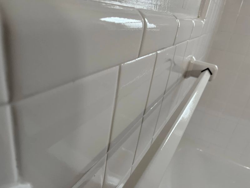 Bathtub and Tile Resurfacing