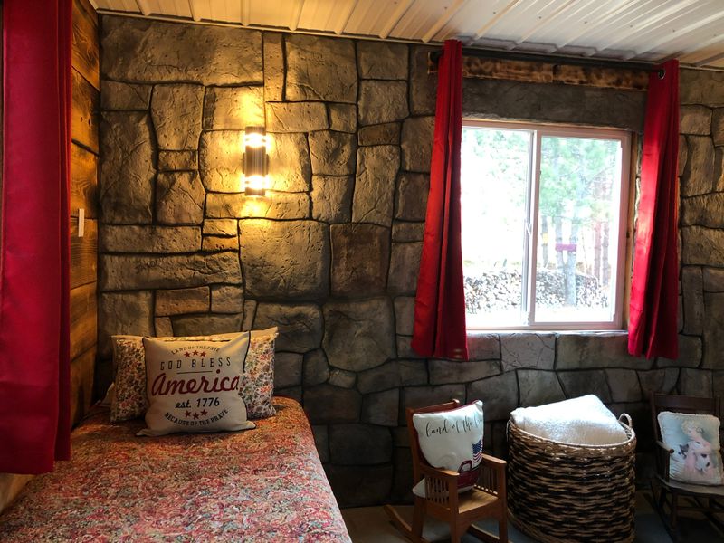 Interior fireplace & feature walls 