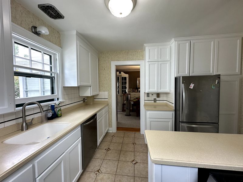 Cabinetry Refinishing