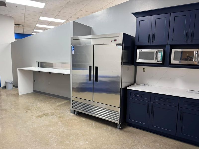 Commercial Services 
